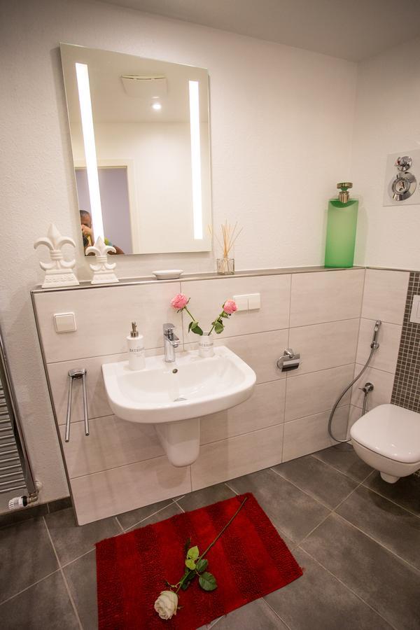 באדן-באדן Downtown Apartments Center מראה חיצוני תמונה